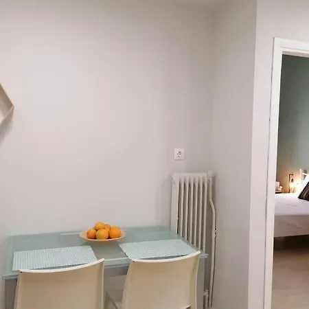 Апартаменти Chania Central *